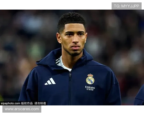 三十九岁卡瓦尼遭狂嘘名宿劝退