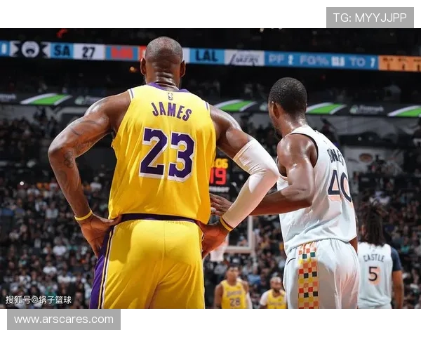 三军用命 湖人加时首胜关键时刻18胜6负