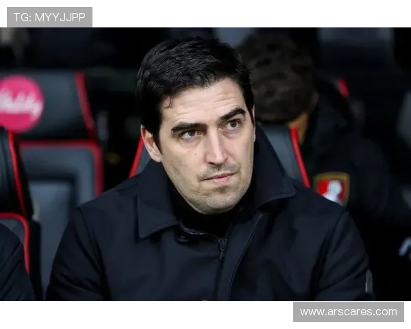 伊劳拉因家事离任伯恩茅斯挽留无果